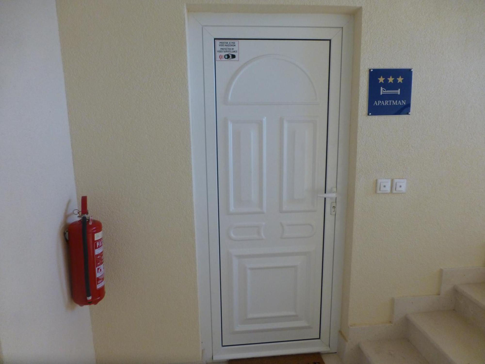 Apartment Adrijana نوفاليا المظهر الخارجي الصورة
